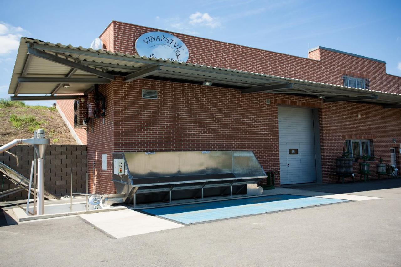 Penzion U Vinarstvi Sabata Zaječí Exterior foto